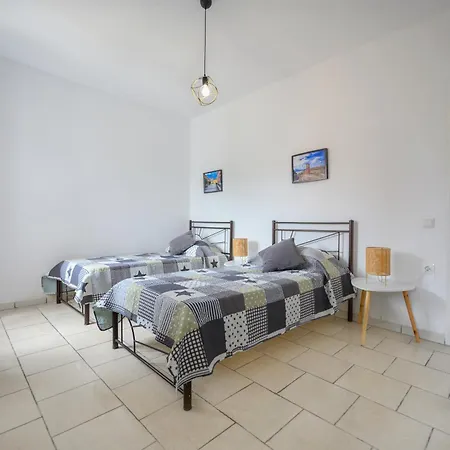 Seaside Alexandra,acharavi. *