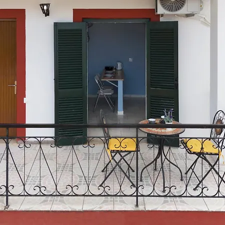 Seaside Alexandra,acharavi. Σπίτι διακοπών *